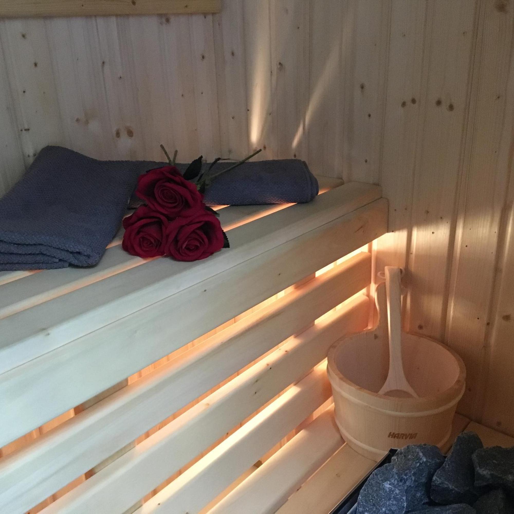Family & Business Sauna Apartments Rynek Centrum Downtown - 2 Bedroom With Private Sauna, Balcony, Parking Kielce Bagian luar foto