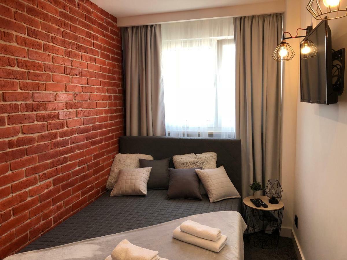 Family & Business Sauna Apartments Rynek Centrum Downtown - 2 Bedroom With Private Sauna, Balcony, Parking Kielce Bagian luar foto