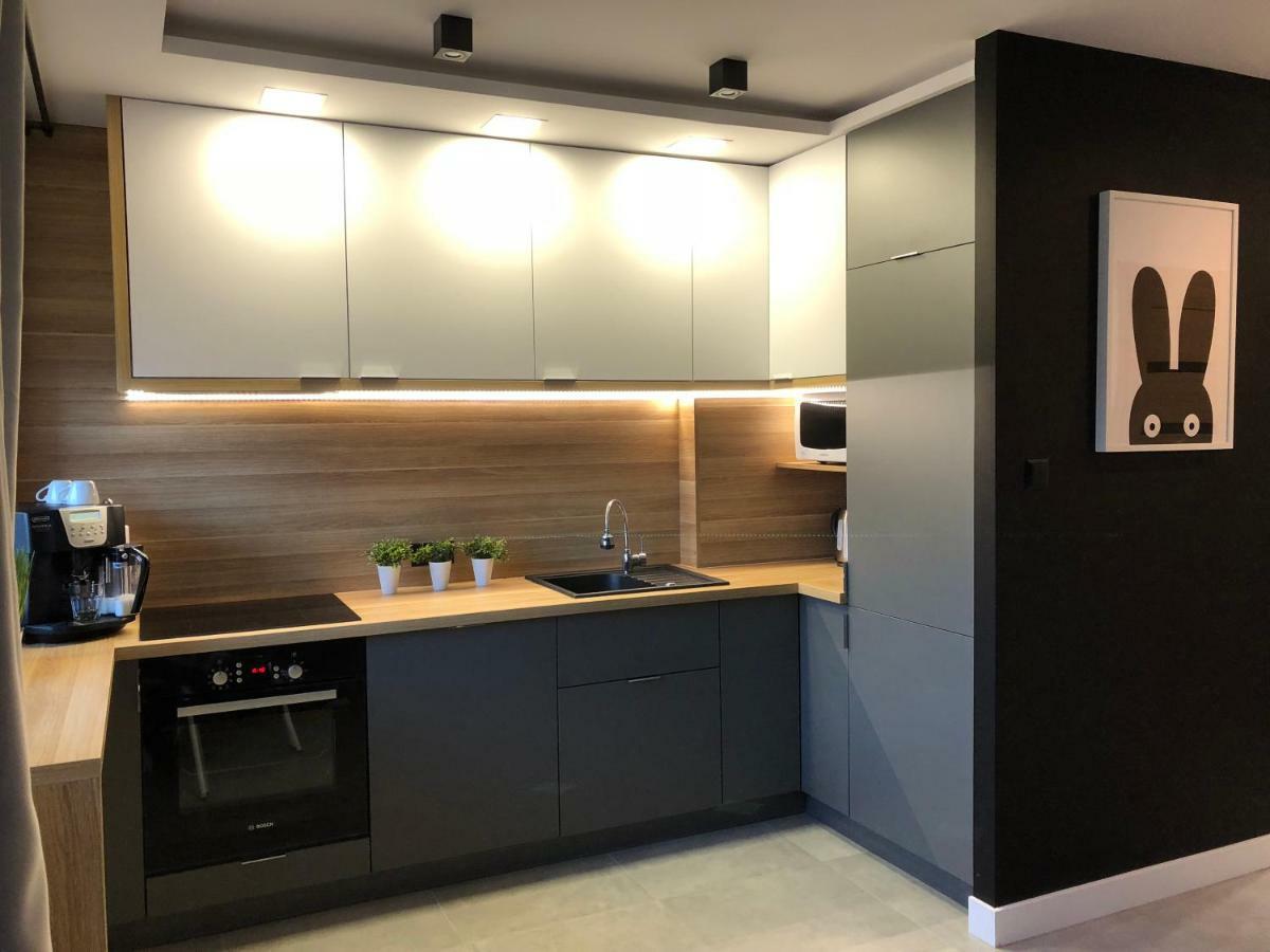 Family & Business Sauna Apartments Rynek Centrum Downtown - 2 Bedroom With Private Sauna, Balcony, Parking Kielce Bagian luar foto