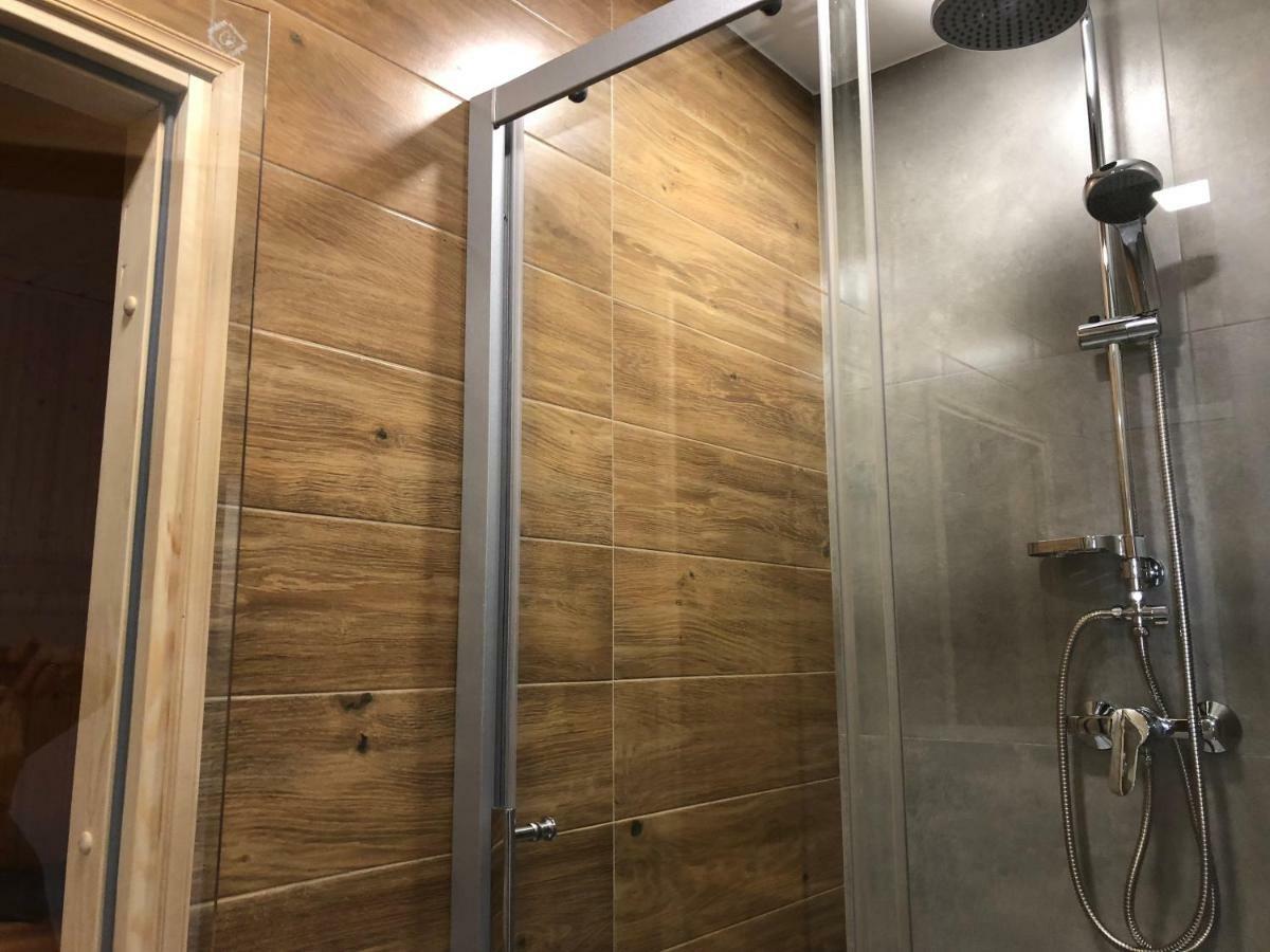 Family & Business Sauna Apartments Rynek Centrum Downtown - 2 Bedroom With Private Sauna, Balcony, Parking Kielce Bagian luar foto