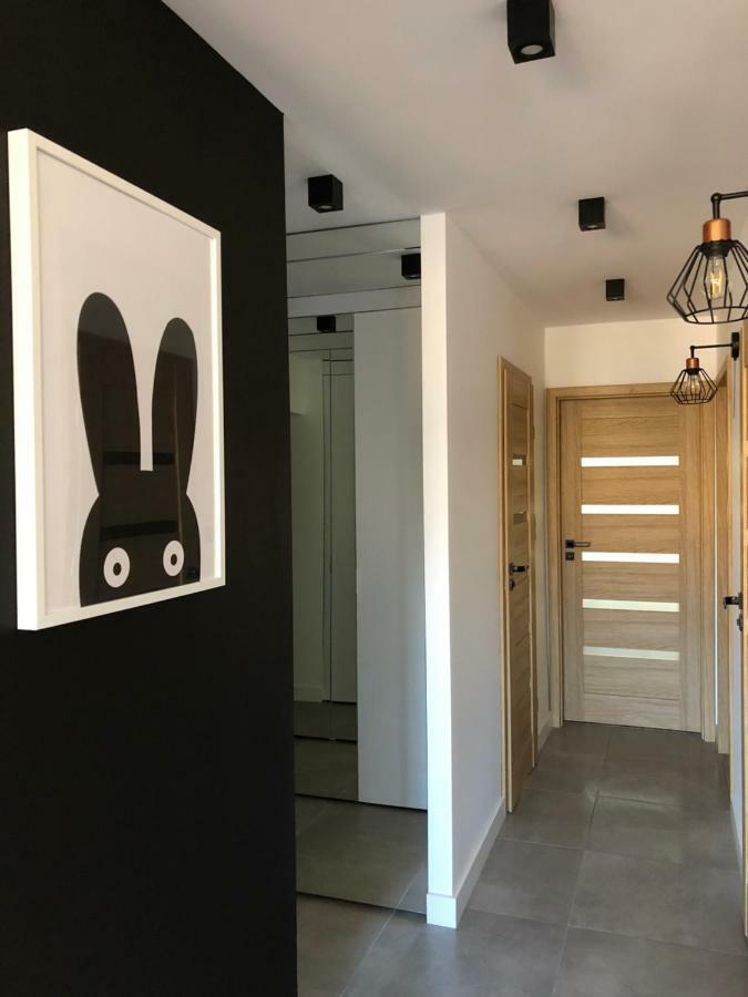 Family & Business Sauna Apartments Rynek Centrum Downtown - 2 Bedroom With Private Sauna, Balcony, Parking Kielce Bagian luar foto