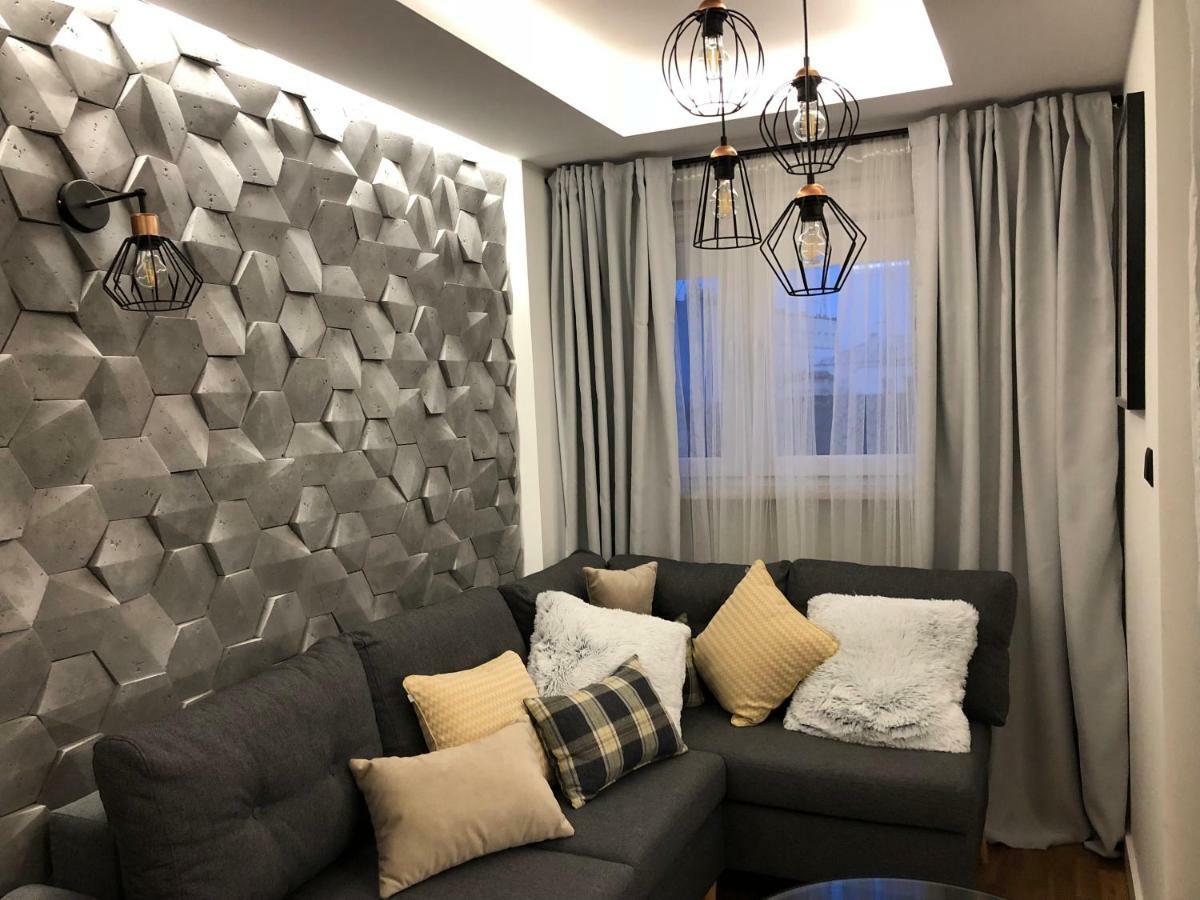 Family & Business Sauna Apartments Rynek Centrum Downtown - 2 Bedroom With Private Sauna, Balcony, Parking Kielce Bagian luar foto