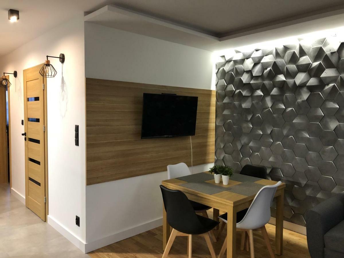 Family & Business Sauna Apartments Rynek Centrum Downtown - 2 Bedroom With Private Sauna, Balcony, Parking Kielce Bagian luar foto