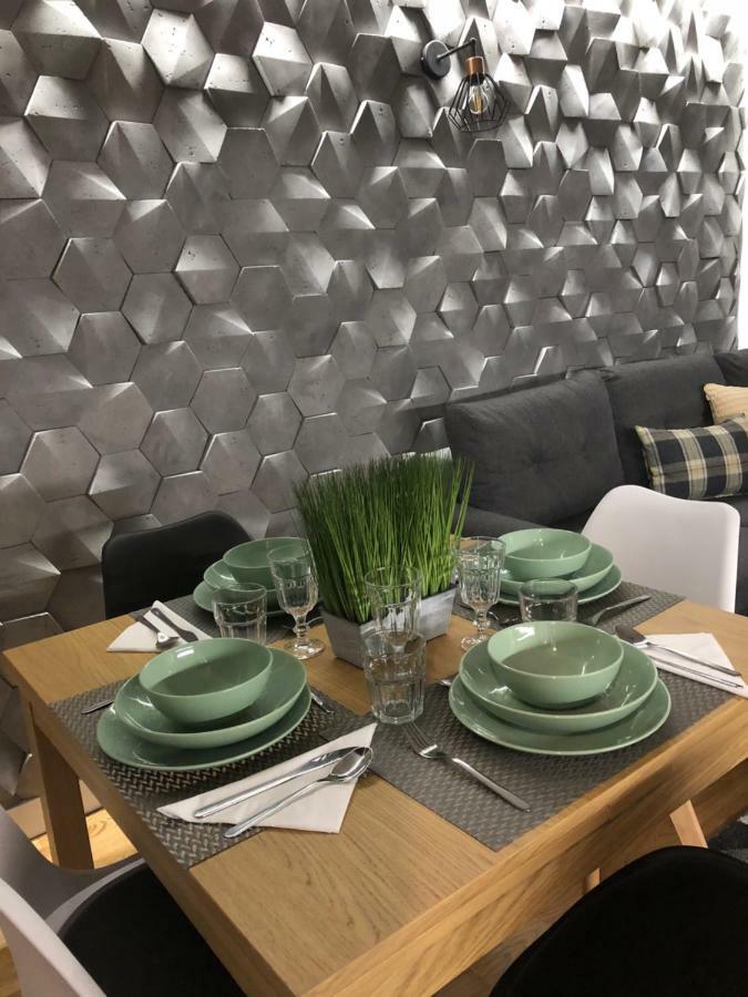 Family & Business Sauna Apartments Rynek Centrum Downtown - 2 Bedroom With Private Sauna, Balcony, Parking Kielce Bagian luar foto